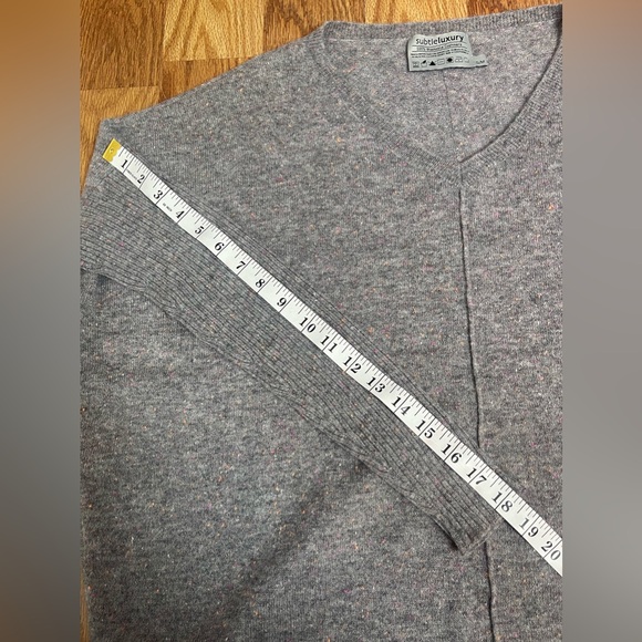 Subtleluxury gray oversized 100% cashmere V-neck Sweater size S/M - Picture 8 of 11